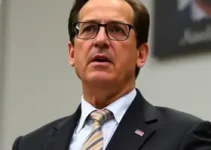 Anderson Torres pede ao STF visita de Flávio Bolsonaro