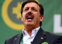 Carlos Bolsonaro e Carol De Toni pré-candidatos