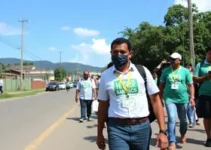 caminhada de apoio a Cleitinho