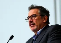 suspensão das redes sociais