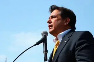 isolamento político