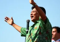 Flávio Bolsonaro supera Lula