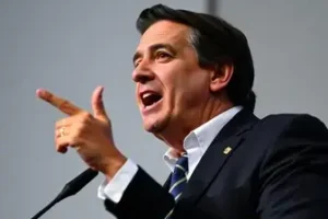 Flávio Bolsonaro oposição