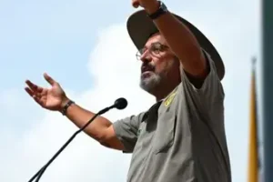 Omar Aziz governador do Amazonas